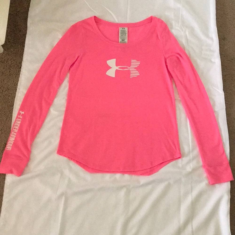 Pink UNDER ARMOUR long sleeve shirt